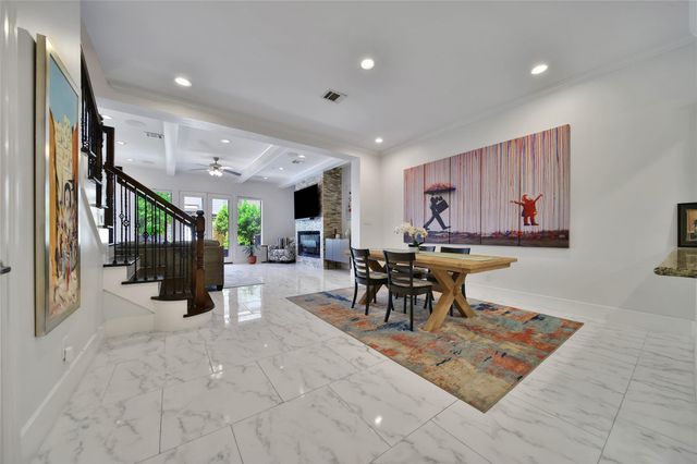 5806 Petty Street, Houston, TX 77007