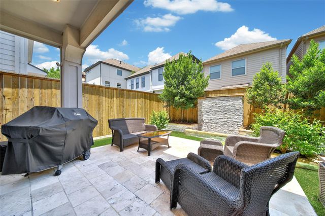 5806 Petty Street, Houston, TX 77007