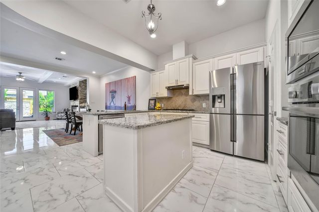5806 Petty Street, Houston, TX 77007