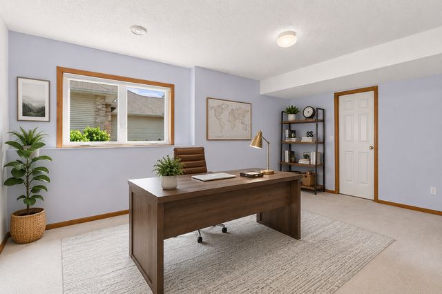 10276 Lancaster Lane, Woodbury, MN 55129