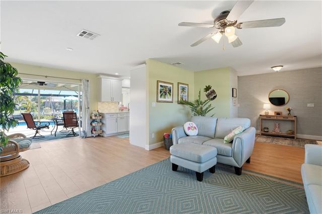 1130 SE 36th ST, Cape Coral, FL 33904