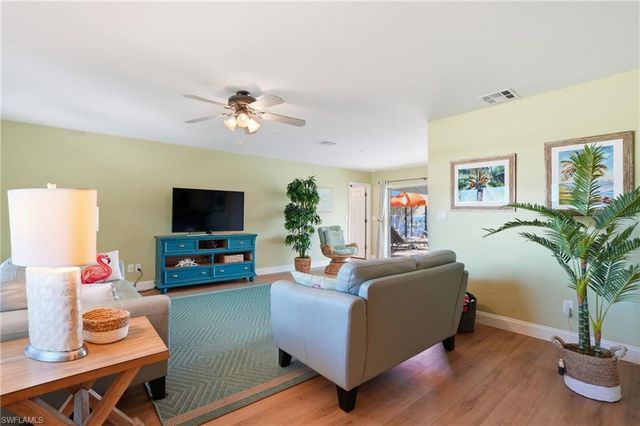 1130 SE 36th ST, Cape Coral, FL 33904