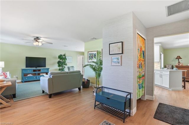 1130 SE 36th ST, Cape Coral, FL 33904