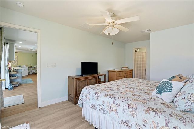 1130 SE 36th ST, Cape Coral, FL 33904