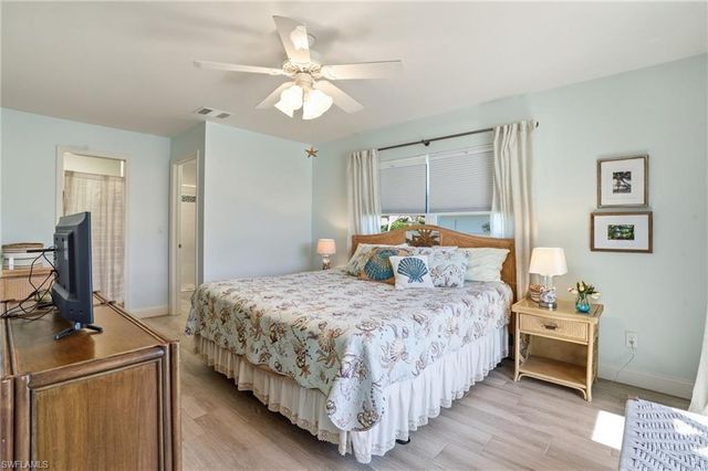 1130 SE 36th ST, Cape Coral, FL 33904