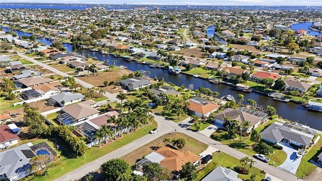 1130 SE 36th ST, Cape Coral, FL 33904