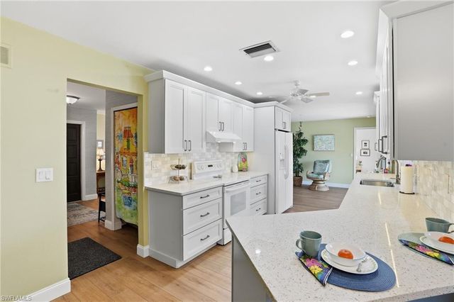 1130 SE 36th ST, Cape Coral, FL 33904