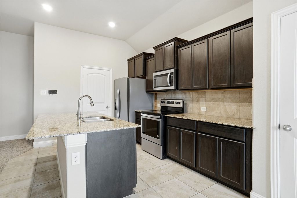 1481 Eagle Nest Drive, Pelican Bay, TX 76020 — photo 5