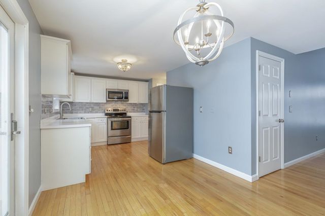 9 Westchester Court, Hudson, NH 03051