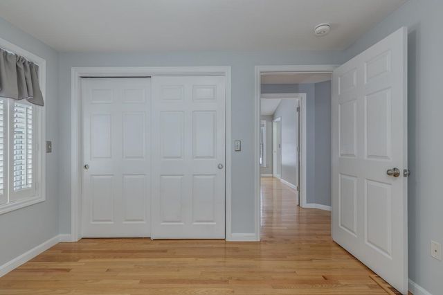 9 Westchester Court, Hudson, NH 03051