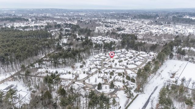 9 Westchester Court, Hudson, NH 03051