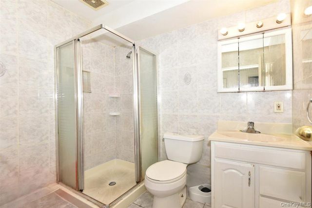 166-30 Gothic Drive, Jamaica Hills, NY 11432