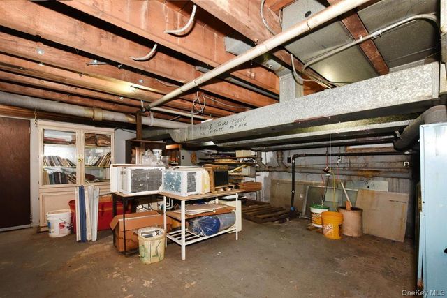 166-30 Gothic Drive, Jamaica Hills, NY 11432