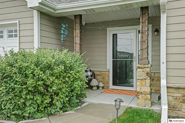 3533 Holly Blue Drive, Lincoln, NE 68504
