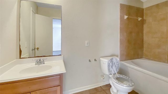 2614 Skyview Knoll Court, Houston, TX 77047