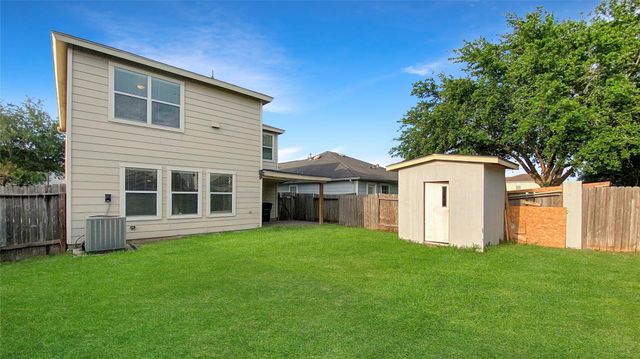 2614 Skyview Knoll Court, Houston, TX 77047