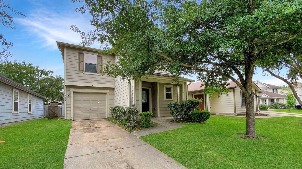 2614 Skyview Knoll Court, Houston, TX 77047
