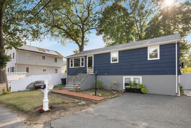 29 Clinton Ave, Saugus, MA 01906