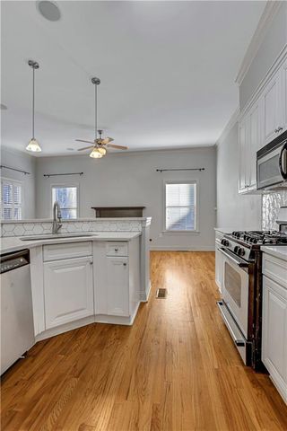 225 Carlyle Park NE Drive, Atlanta, GA 30307