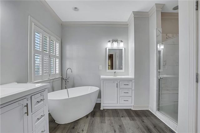 225 Carlyle Park NE Drive, Atlanta, GA 30307