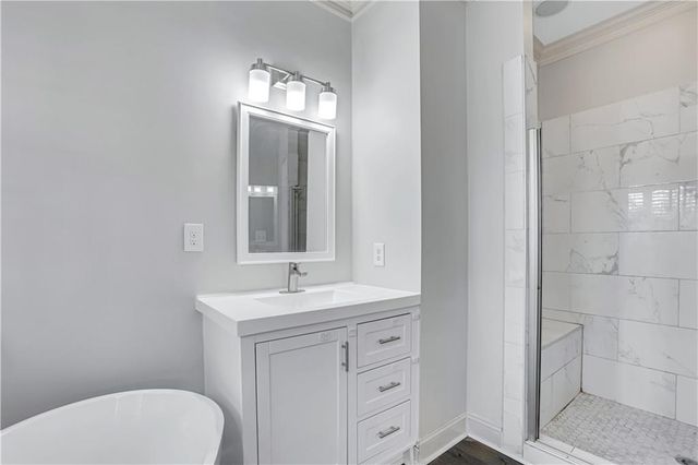 225 Carlyle Park NE Drive, Atlanta, GA 30307