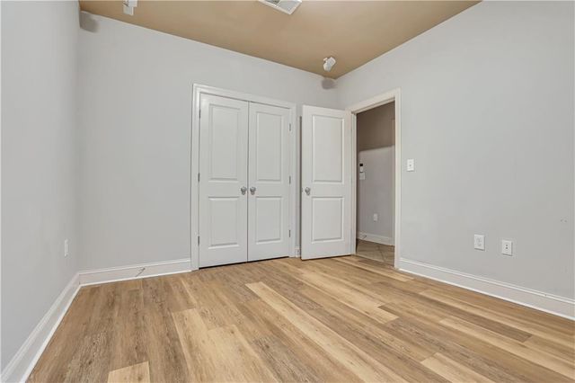 225 Carlyle Park NE Drive, Atlanta, GA 30307