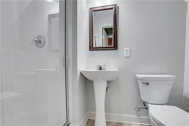 225 Carlyle Park NE Drive, Atlanta, GA 30307