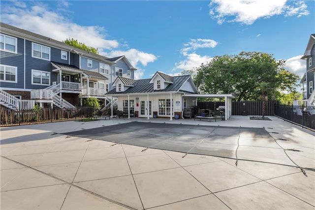 225 Carlyle Park NE Drive, Atlanta, GA 30307