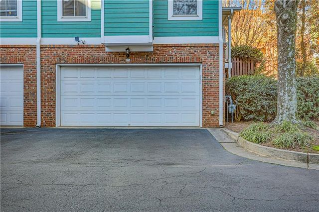 225 Carlyle Park NE Drive, Atlanta, GA 30307