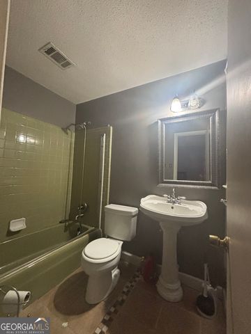 102 Montiego Court, Centerville, GA 31028