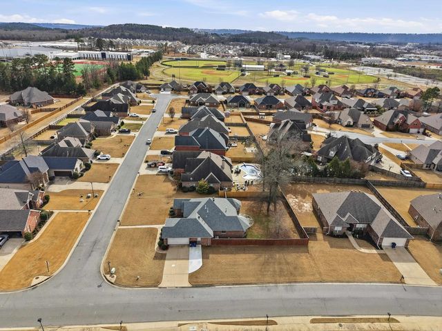 133 Cabanel Drive, Maumelle, AR 72113