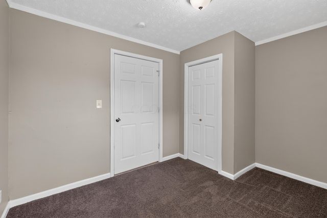 1692 E Kossuth Street, Columbus, OH 43206