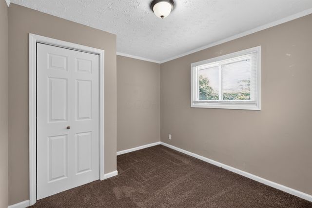 1692 E Kossuth Street, Columbus, OH 43206