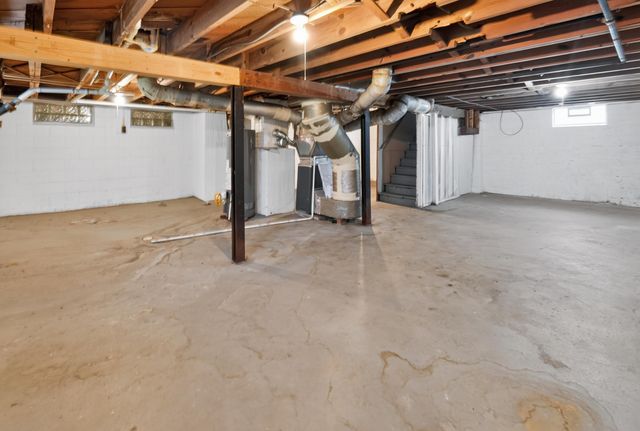 1692 E Kossuth Street, Columbus, OH 43206