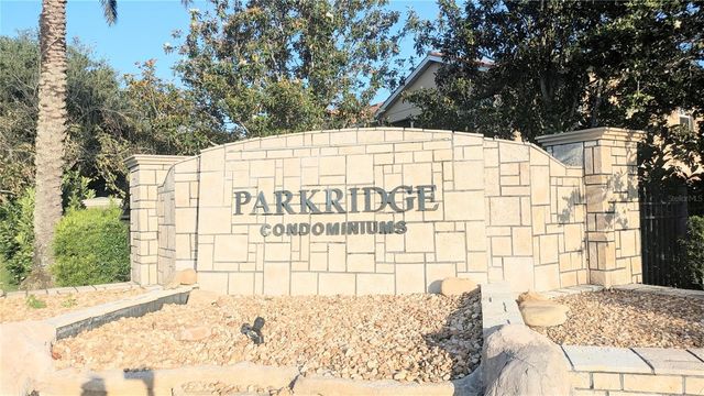 3711 PARKRIDGE CIRCLE 6-201, Sarasota, FL 34243