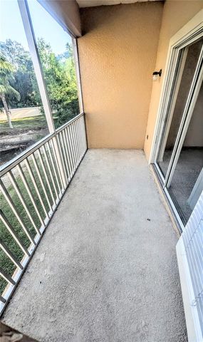 3711 PARKRIDGE CIRCLE 6-201, Sarasota, FL 34243