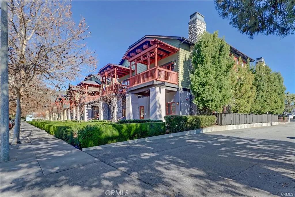 130 N Vermont, Glendora, CA 91741