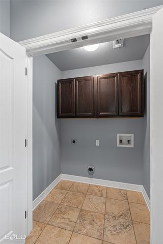287 Avondale Lane, Bossier City, LA 71112
