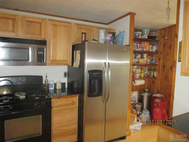 15 Sloan Rd, Livermore, CO 80536