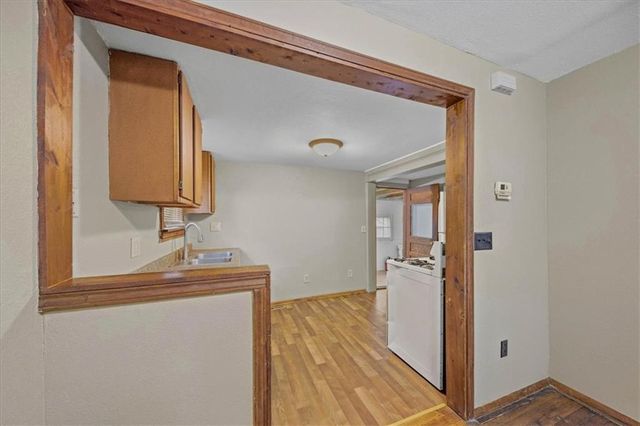 8716 E Roberts Street, Independence, MO 64053