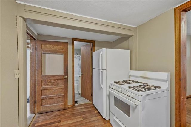 8716 E Roberts Street, Independence, MO 64053