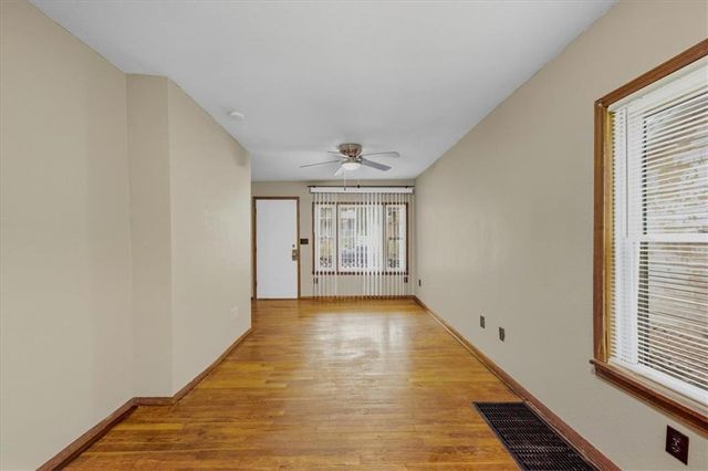 8716 E Roberts Street, Independence, MO 64053
