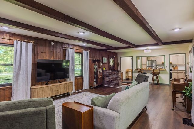 924 Spring Valley Rd, Mcminnville, TN 37110