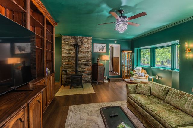 924 Spring Valley Rd, Mcminnville, TN 37110