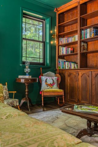 924 Spring Valley Rd, Mcminnville, TN 37110