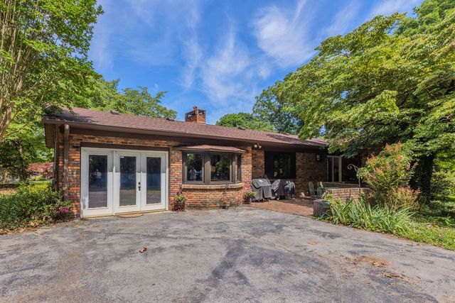 924 Spring Valley Rd, Mcminnville, TN 37110