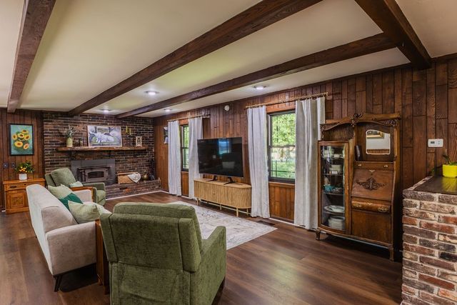 924 Spring Valley Rd, Mcminnville, TN 37110