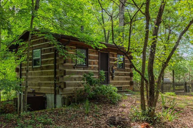 924 Spring Valley Rd, Mcminnville, TN 37110