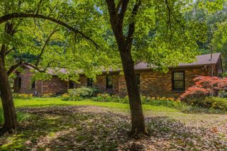 924 Spring Valley Rd, Mcminnville, TN 37110