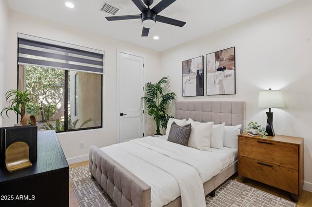 8989 N GAINEY CENTER Drive 149, Scottsdale, AZ 85258